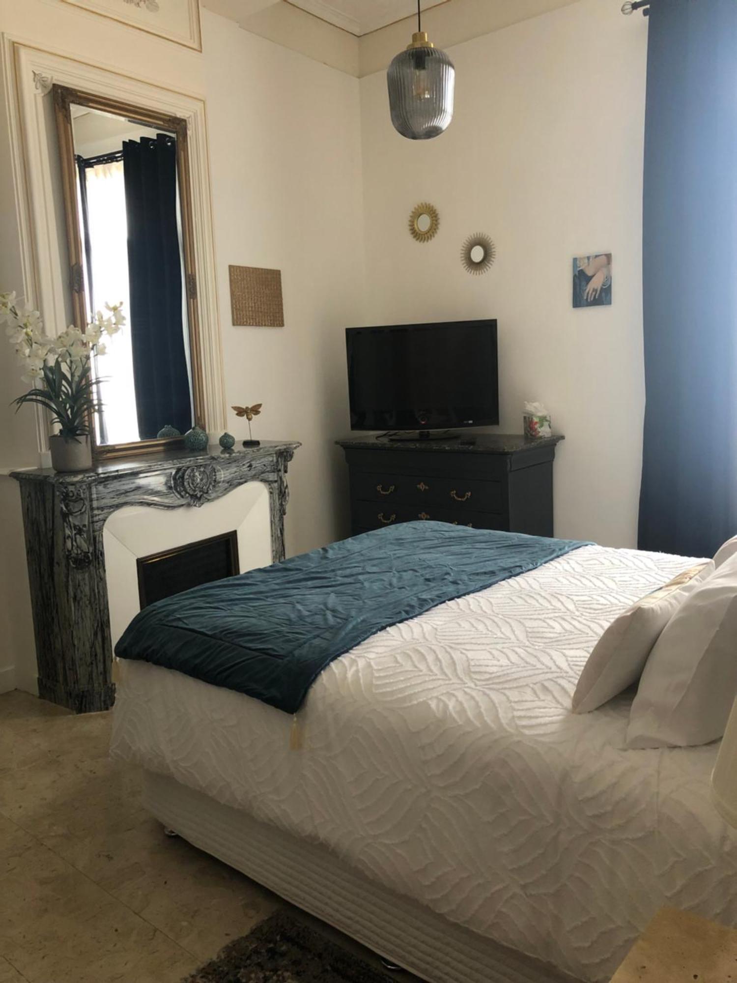La Rose Des Vins Apartment Pouzolles